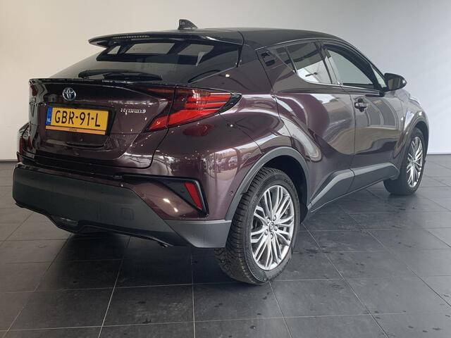 Toyota C-HR 1.8 Hybrid Executive AUTOMAAT | ACHTERUITRIJCAMERA | PARKEERSENSOREN VOOR-EN ACHTER