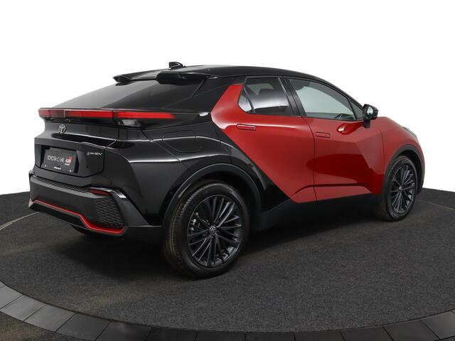Toyota C-HR 2.0 Plug-in Hybrid 220 Premium | Adaptive Cruise Control | Navigatie | Achteruitrijcamera | Panoramadak | Parkeersensoren | Stoelverwarming | Stuurverwarming |
