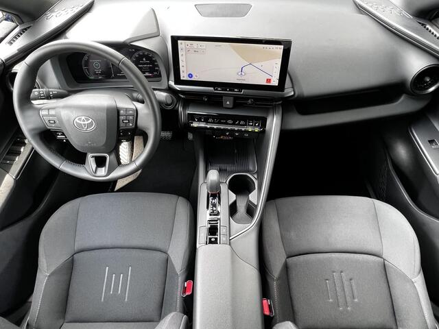 Toyota C-HR 1.8 Hybrid 140 First Edition Automaat / Tot 10 jaar Garantie* / Weinig km / Elektrische achterklep / Adapt. CC / Navigatie / Stuur-, stoel- en voorruitverwarming / 18"LM wielen /