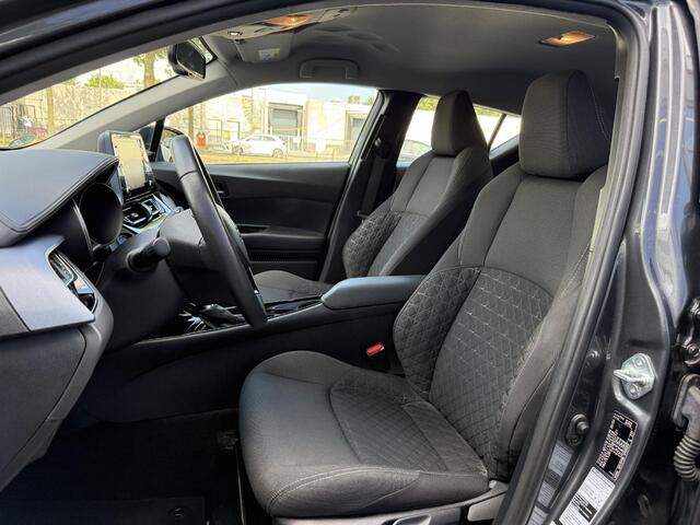 Toyota C-HR 2.0 Hybrid Dynamic **TREKHAAK/ NAVIGATIE/ DODEHOEK DETECTIE/ PARKEERSENSOREN/ 36 MAANDEN GARANTIE**