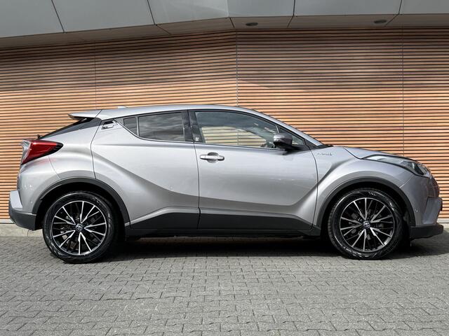 Toyota C-HR 1.8 Hybrid Style Adapt. Cruise / Dodehoek / Navi / Camera / Volledig Onderhouden / Lm Velgen / Trekhaak