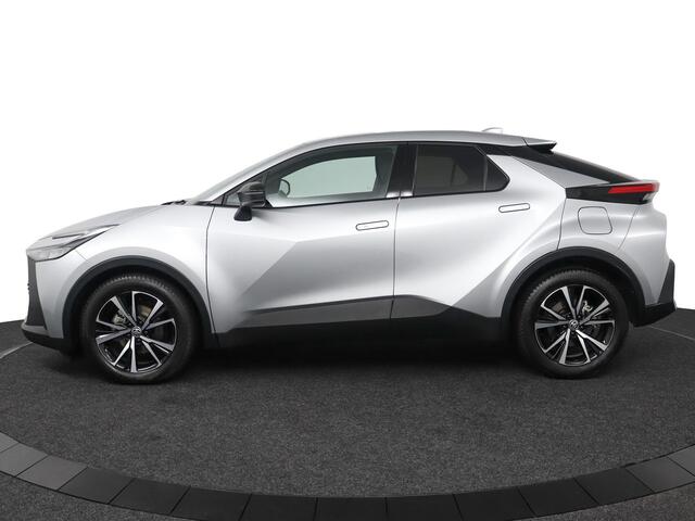 Toyota C-HR 1.8 Hybrid 140 Dynamic | Carplay | Climate control | Parkeersensoren voor + Achter | All season banden |