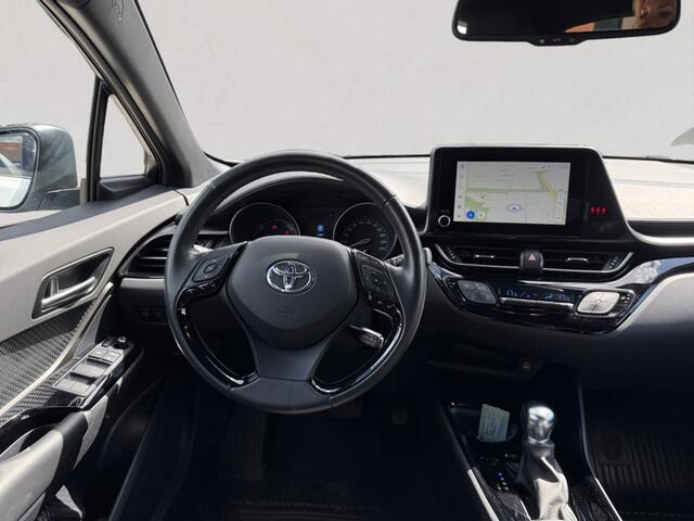 Toyota C-HR 2.0 Hybrid TEAM D | TREKHAAK | NAVIGATIE | APPLE/ANDROID