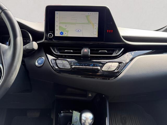 Toyota C-HR 2.0 Hybrid TEAM D | TREKHAAK | NAVIGATIE | APPLE/ANDROID