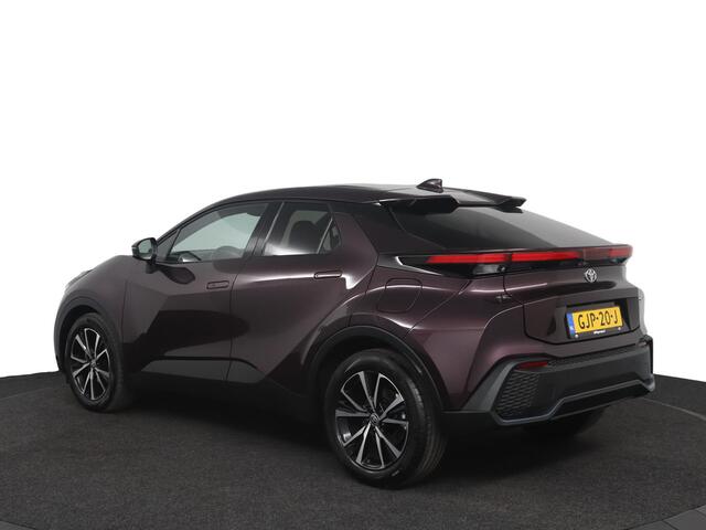 Toyota C-HR 1.8 Hybrid 140 Dynamic | ACC | Climate control | Navigatie |