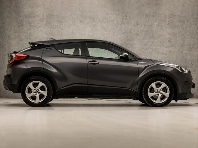 Toyota C-HR 1.8 Hybrid Automaat (NAVIGATIE, CLIMATE, CAMERA, XENON, SPORTSTOELEN, ZWART HEMEL, LANE ASSIST, NIEUWSTAAT)