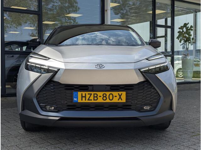 Toyota C-HR 1.8 Hybrid 140 First Edition | Bi-tone | Stoel- stuurverwarming | Elek. achterklep | Camera | PDC V+A