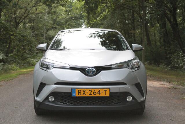 Toyota C-HR 1.8 Hybrid Style | Trekhaak | ACC | Camera