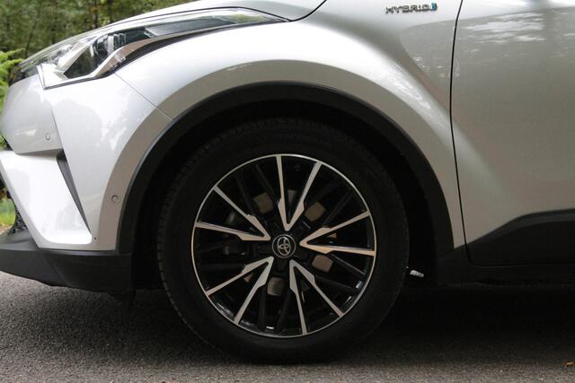 Toyota C-HR 1.8 Hybrid Style | Trekhaak | ACC | Camera