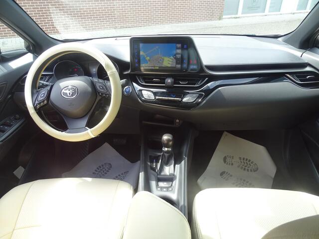 Toyota C-HR 1.8 Hybrid Dynamic Automaat, Leder Sport Interieur, Camera, Navigatie, Airco/ECC, Cruisecontrol, Parkeersensoren, Trekhaak
