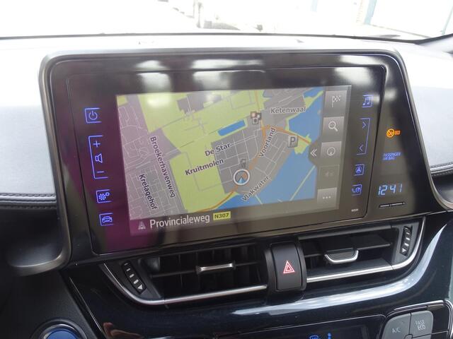 Toyota C-HR 1.8 Hybrid Dynamic Automaat, Leder Sport Interieur, Camera, Navigatie, Airco/ECC, Cruisecontrol, Parkeersensoren, Trekhaak