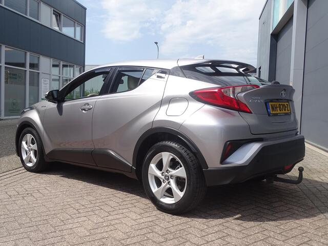 Toyota C-HR 1.8 Hybrid Dynamic Automaat, Leder Sport Interieur, Camera, Navigatie, Airco/ECC, Cruisecontrol, Parkeersensoren, Trekhaak