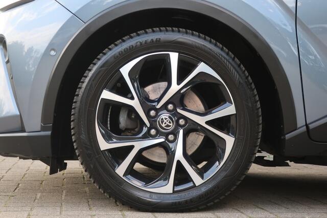 Toyota C-HR 2.0 HYBRID Team D, Trekhaak, Dode hoek monitor, LED verlichting, etc.