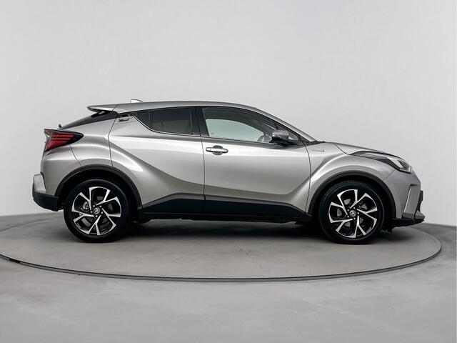 Toyota C-HR 1.8 Hybrid First Edition | Apple Carplay & Android Auto | Parkeercamera |