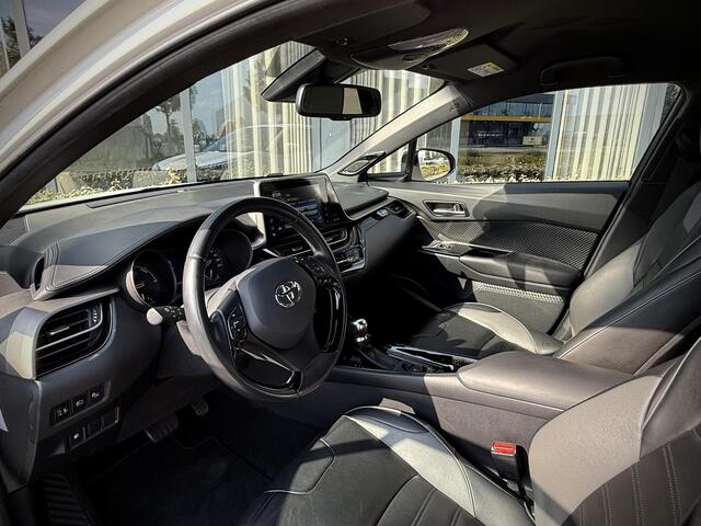 Toyota C-HR 1.8 Hybrid Black Edition Leder/ Camera/ Nieuwstaat