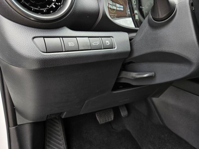 Toyota C-HR 1.8 Hybrid 140 First Edition , demo, 100 km, 360 Gr Camera