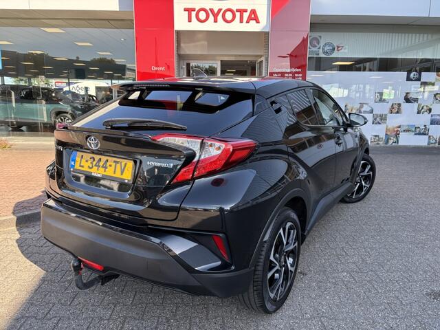 Toyota C-HR 1.8 Hybrid Dynamic | Trekhaak afneembaar | Stoelverwarming | Cam