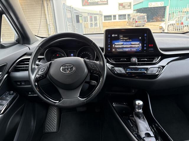 Toyota C-HR 1.8 Hybrid Dynamic | Trekhaak afneembaar | Stoelverwarming | Cam