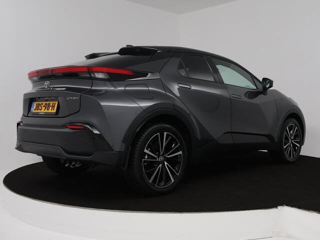 Toyota C-HR 2.0 Plug-in Hybrid 220 Executive | All-season banden | Spatlappen |