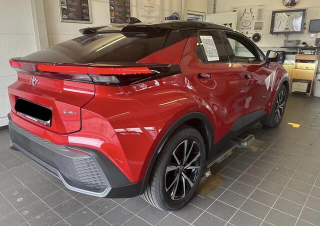 Toyota C-HR 1.8 Hybrid 140 First Edition | Adaptieve Cruise Control | Apple Carplay | Elektrische Achterklep | Verwacht |