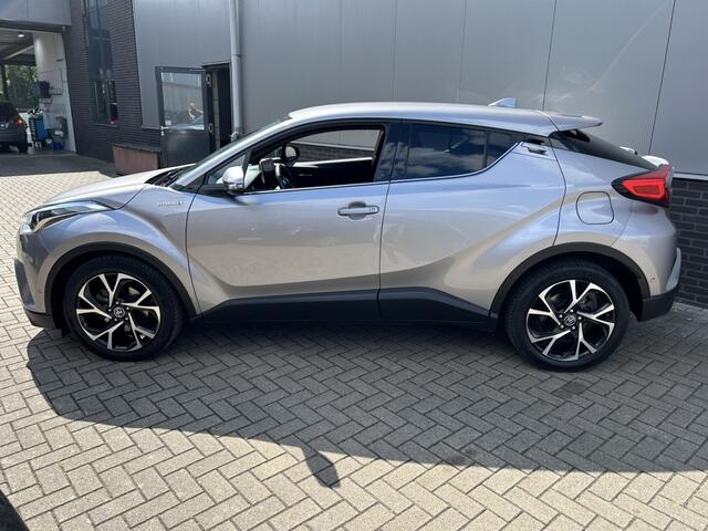 Toyota C-HR 1.8 HYBRID DYNAMIC RIJKLAAR