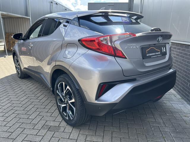 Toyota C-HR 1.8 HYBRID DYNAMIC RIJKLAAR