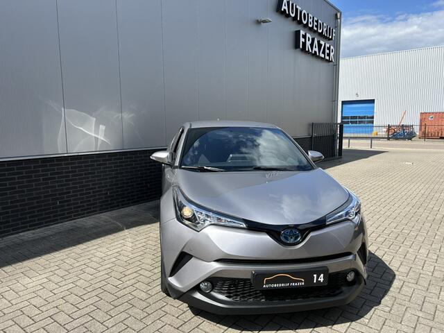 Toyota C-HR 1.8 HYBRID DYNAMIC RIJKLAAR