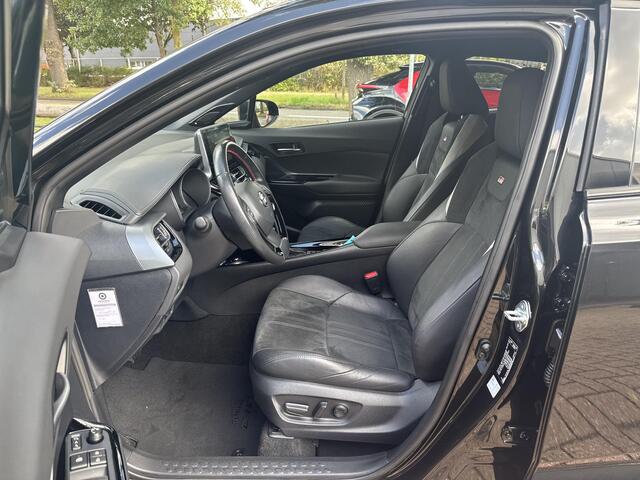 Toyota C-HR 1.8 Hybrid GR-Sport Plus | 06-10141018 Voor meer informatie