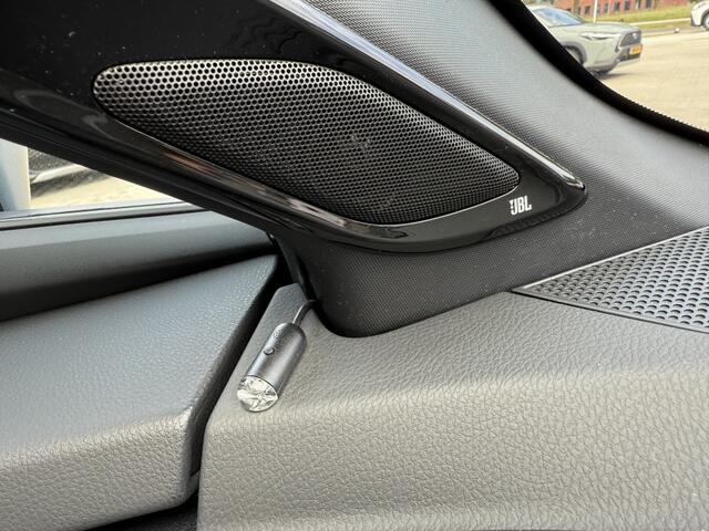 Toyota C-HR 2.0 Hybrid Bns Plus