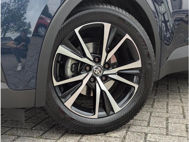 Toyota C-HR 1.8 Hybrid 140 Dynamic | ACC | PDC V+A | Camera | Led | Apple Carplay / Android Auto