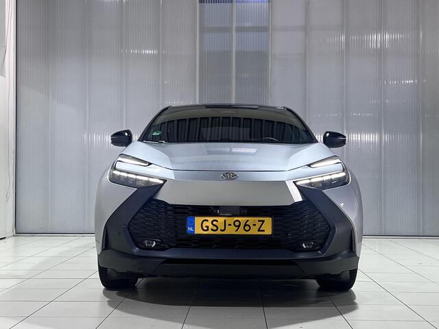 Toyota C-HR 1.8 Hybrid 140 First Edition | All season banden | 2 tone lak | Dealer onderhouden |
