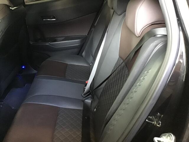 Toyota C-HR 1.8 Hyb. Exec. Ult.