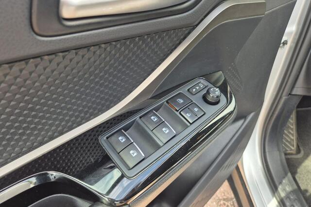 Toyota C-HR 1.8 Hybrid Active