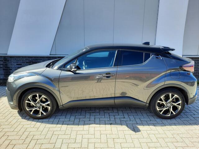 Toyota C-HR 1.8 Hybrid Bi-Tone met Premium Pack | Navi | ECC | Dode hoek detectie | Stoelverw | PDC v+a