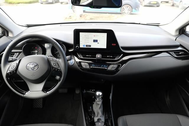 Toyota C-HR 2.0 Hybid 184PK Dynamic Automaat | Apple CarPlay / Android Auto
