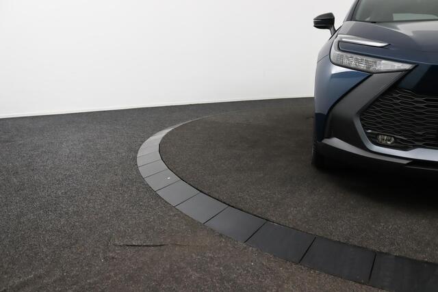 Toyota C-HR 1.8 Hybrid 140 Dynamic | Climate Control | Navi |