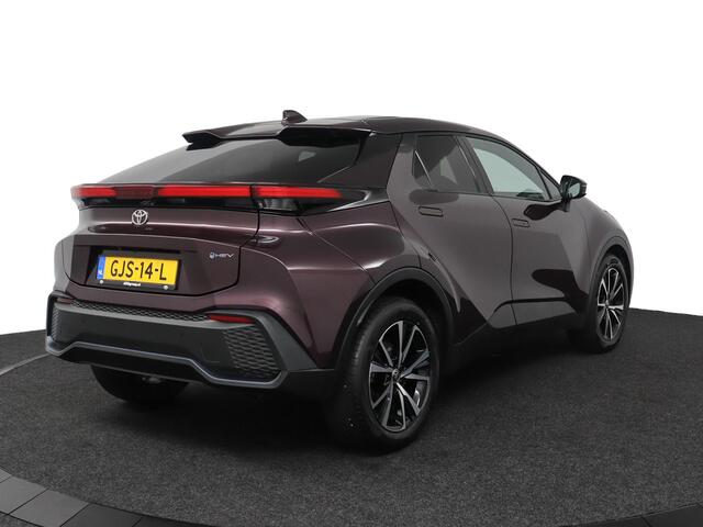 Toyota C-HR 1.8 Hybrid 140 Dynamic | Apple Carplay/Android Auto | Parkeersensoren | Navigatie |