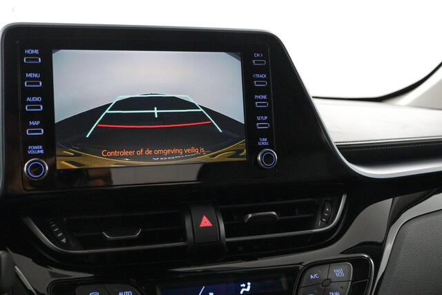 Toyota C-HR 1.8 Hybrid Dynamic | Apple Carplay/Android Auto | Parkeersensoren | Navigatie | Parkeercamera |