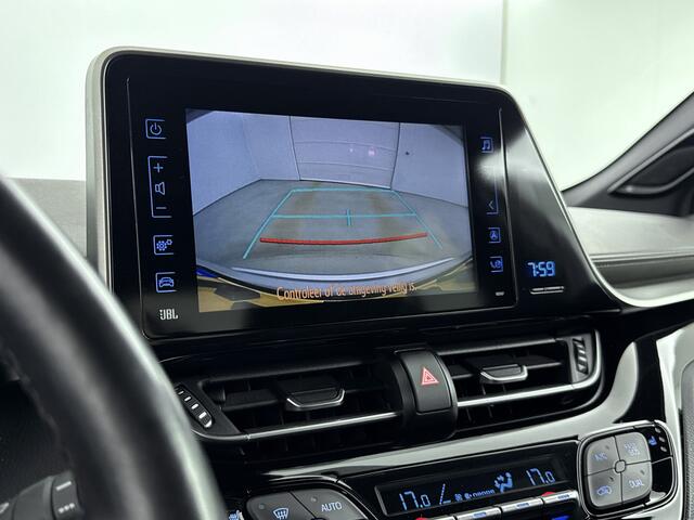 Toyota C-HR 1.8 Hybrid Executive Ultimate | NL-Auto | Parkeersensoren V+A | Navigatie | Cruise Control Adaptief | Lederen bekleding |