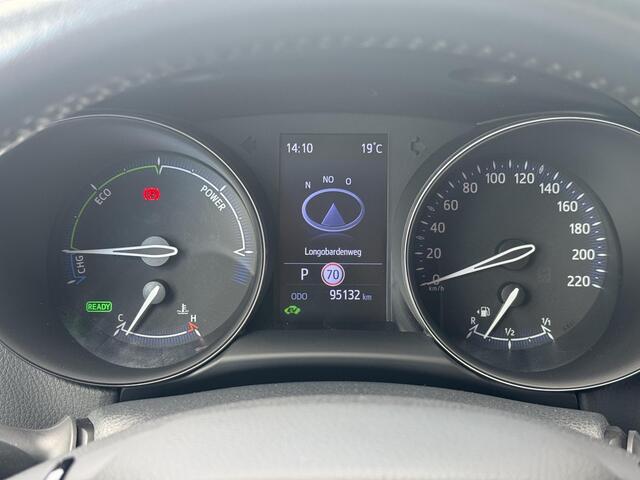 Toyota C-HR 2.0 Hybrid Executive **DODEHOEK DETECTIE/ STOELVERWARMING/ JBL AUDIO/ APPLE CARPLAY/ 36 MAANDEN GARANTIE**