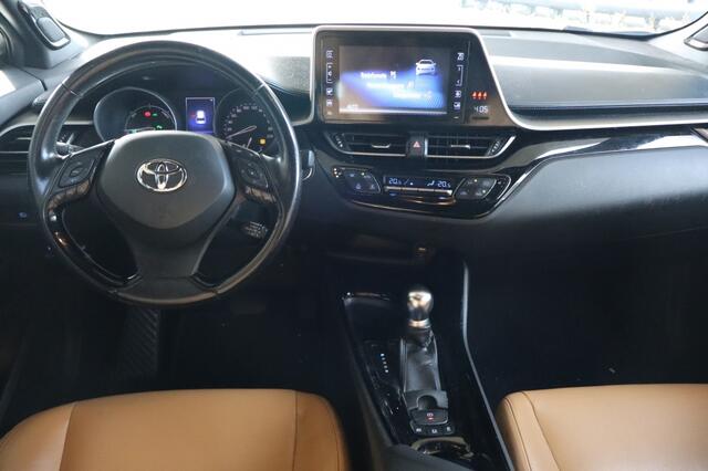Toyota C-HR 1.8 Hybrid Bi-Tone | Geen import | Compleet | Stoelverwarming