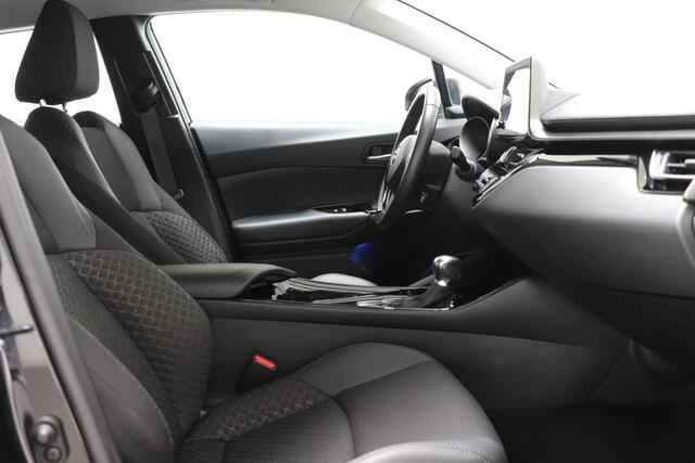 Toyota C-HR 2.0 Hybrid Dynamic | LED | DAB | CAMERA