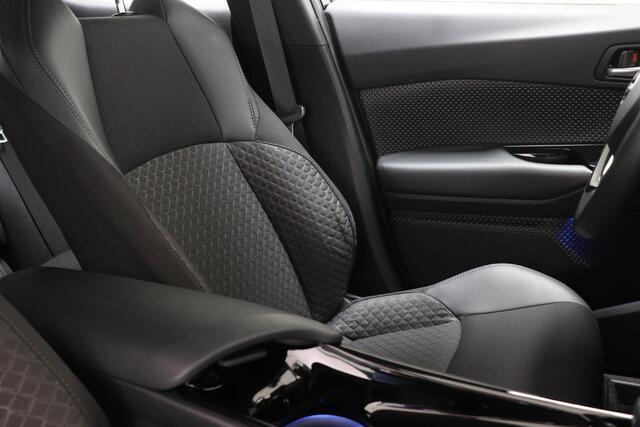 Toyota C-HR 2.0 Hybrid Dynamic | LED | DAB | CAMERA