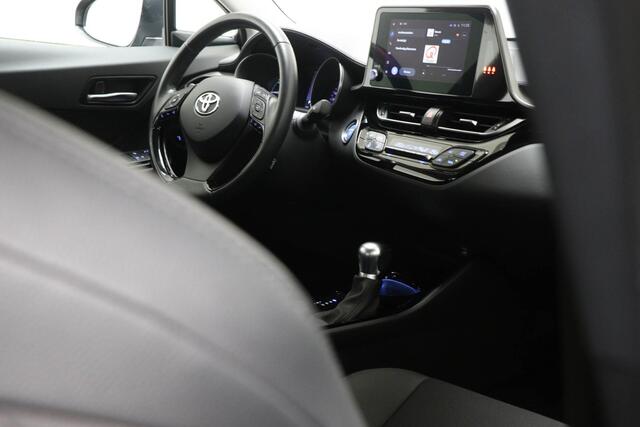 Toyota C-HR 2.0 Hybrid Dynamic | LED | DAB | CAMERA