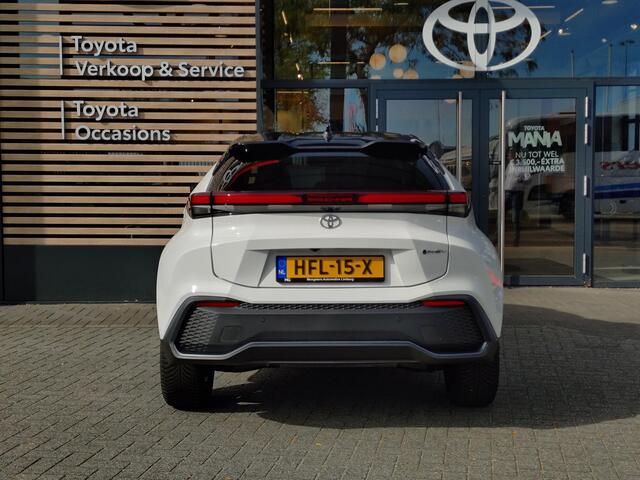 Toyota C-HR 2.0 Plug-in Hybrid 220 First Edition