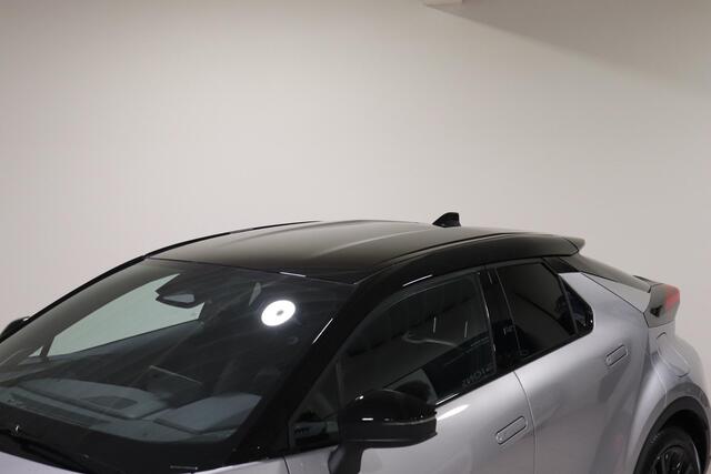 Toyota C-HR 2.0 Plug-in Hybrid 220 GR SPORT, Apple Carplay/Android Auto, Parkeersensoren, Bestuurdersstoel met geheugenfunctie, JBL-Geluidsinstallatie!