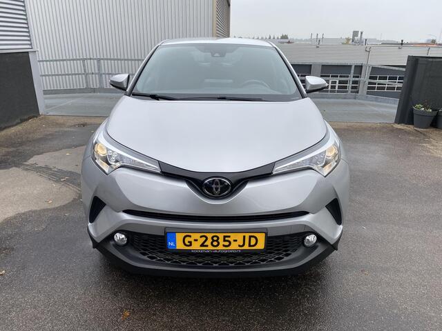 Toyota C-HR 1.2 Dynamic Nederlandse auto, Trekhaak 7-polig, stoelverwarming, navigatie, achteruitrij camera, adaptieve cruise control, keyless