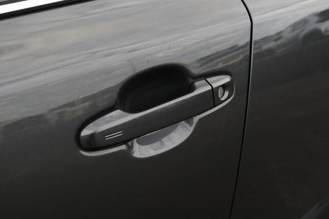 Toyota C-HR 1.8 Hybrid Executive