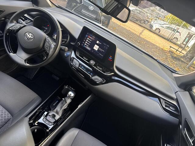 Toyota C-HR 1.8 Hybrid Executive | 06-10141018 Voor meer informatie