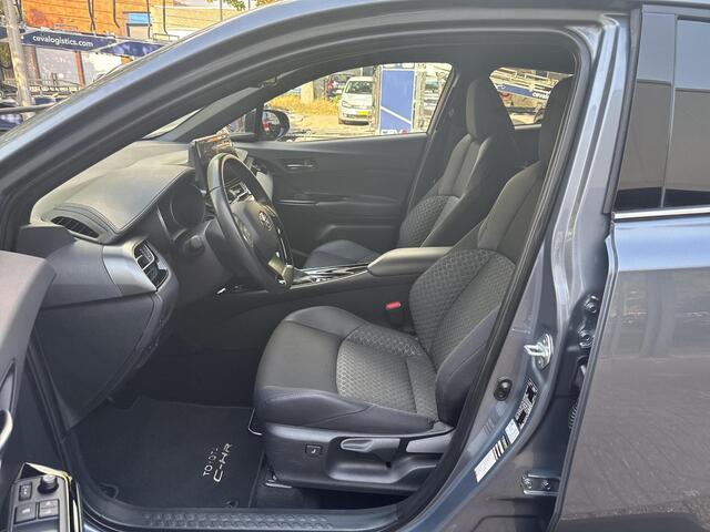 Toyota C-HR 1.8 Hybrid Executive | 06-10141018 Voor meer informatie